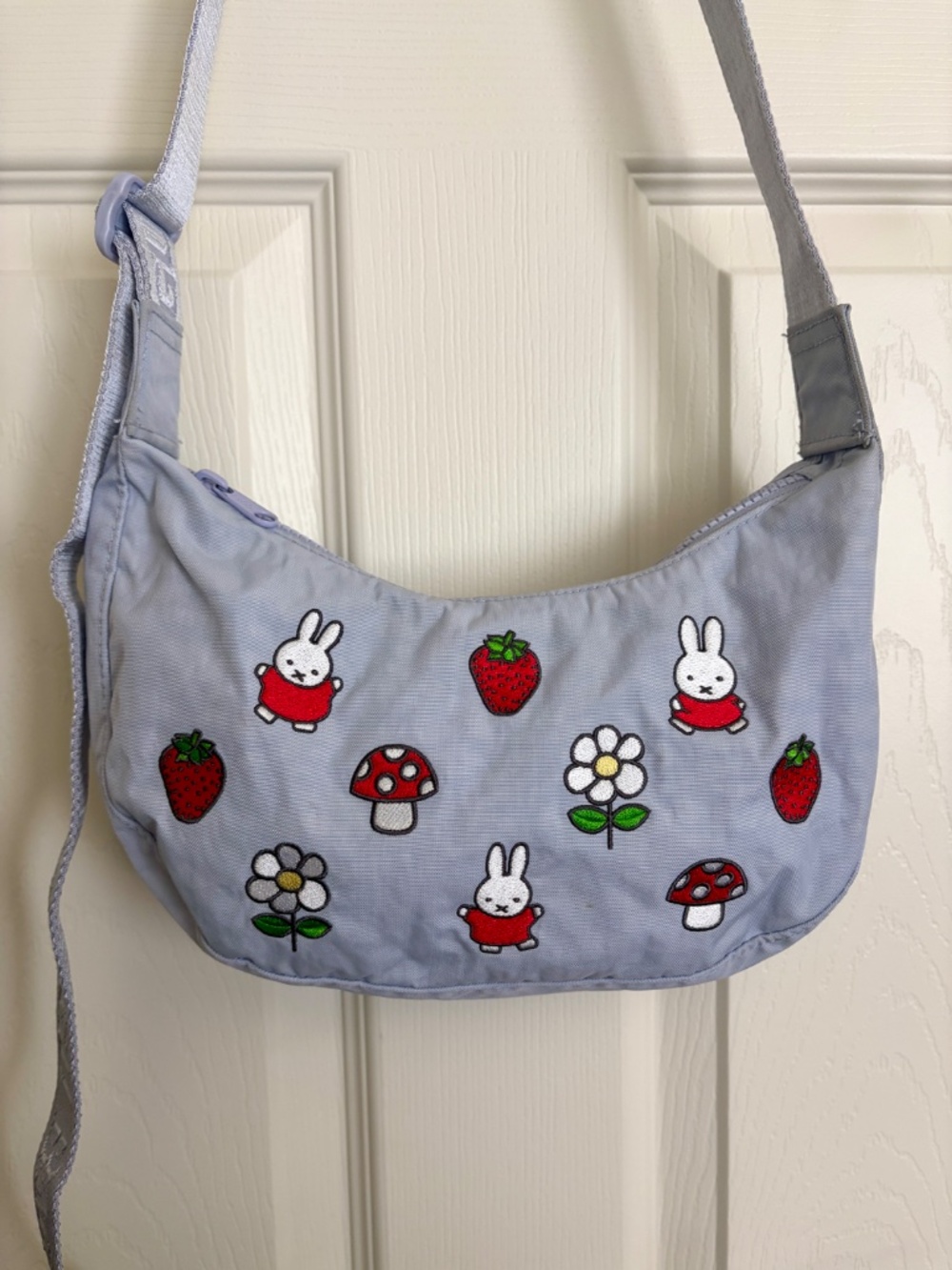 BAGGU Miffy Small Nylon Crescent Bag Embroidered Flower Purple Zipper Bag - Picture 2 of 7